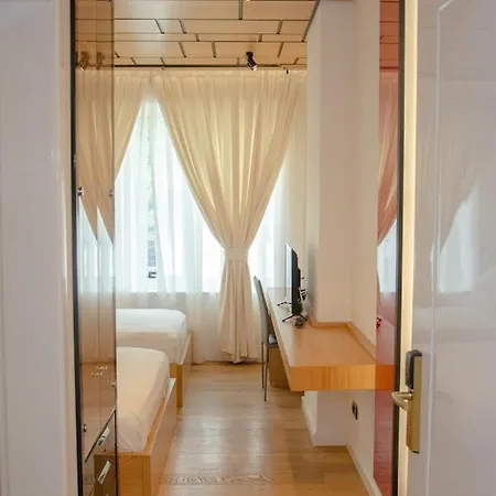 Gasthuis Hotel Ergis *
