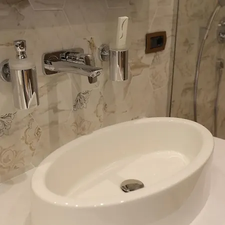 Gasthuis Hotel Ergis Durrës